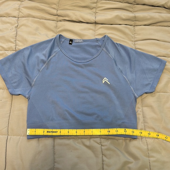 NWOT Oner Active Classic Seamless 2.0 Short Sleeve Crop Top - Picture 3 of 6